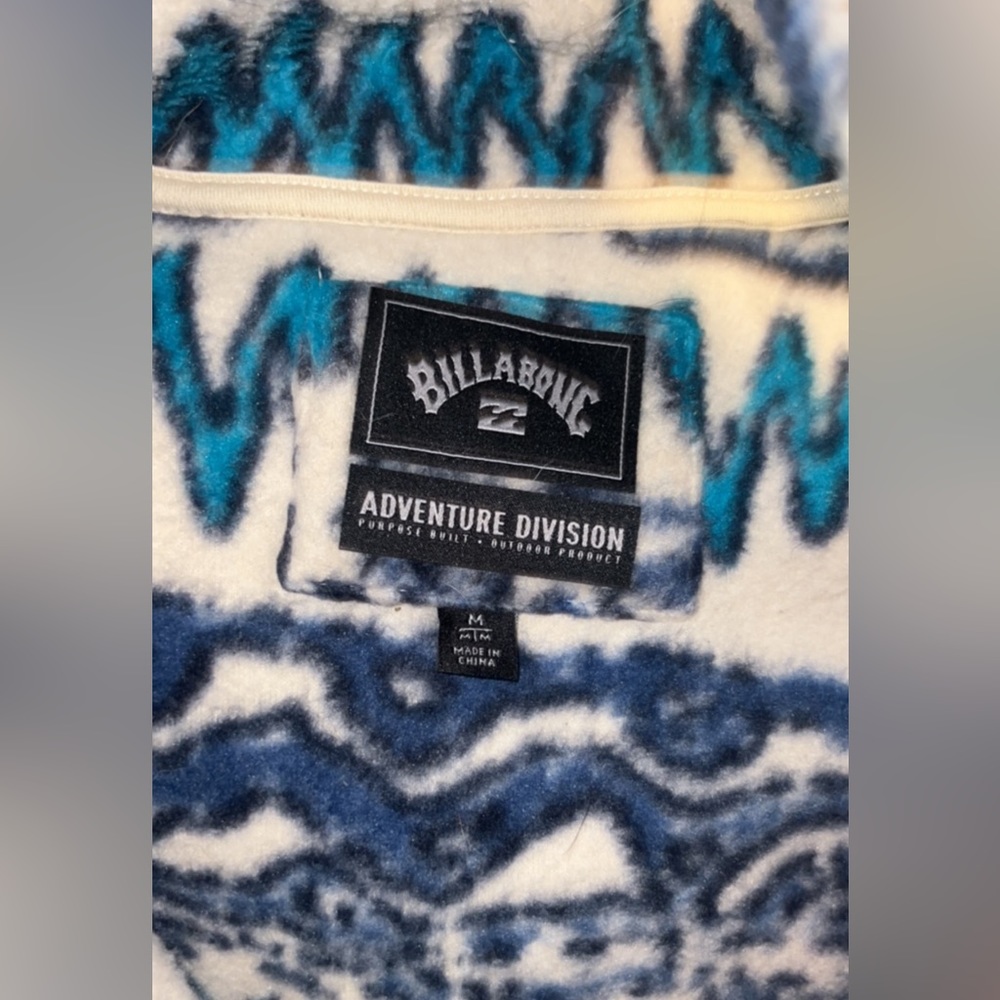 Billabong Zip Up - Picture 2 of 2